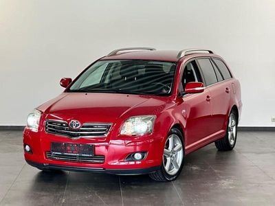 Second-hand Toyota Avensis Executive 177 CP (130 kW) 2006 Roșu Break