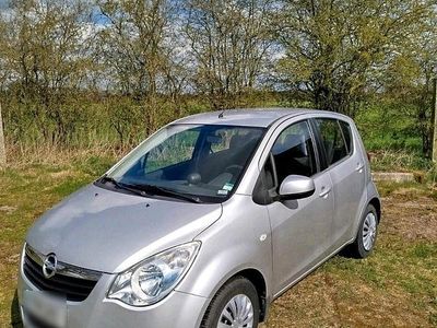 Second-hand Opel Agila 60 CP (44 kW) 2009 Argintiu Hatchback