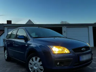 Gebraucht Ford Focus 100 PS (73 kW) 2007 Blau Limousine