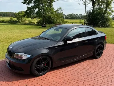 Gebraucht BMW 118 Coupé M Sport 143 PS (105 kW) 2011 Schwarz Coupé