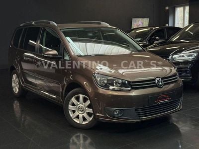 Gebraucht VW Touran Cup 140 PS (102 kW) 2015 Braun Van / Kleinbus