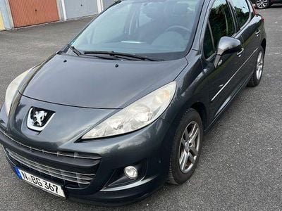 Usata Peugeot 207 Tendance 95 CV (69 kW) 2011 Grigio Berlina