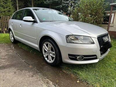 Grau Gebraucht 2012 Audi A3 Sport Limousine | 7.300 € (Fairer Preis)