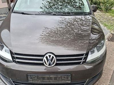 Usata VW Sharan Cup 140 CV (102 kW) 2014 Marrone Monovolume