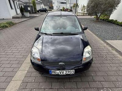 Gebraucht Ford Fiesta Ambiente 60 PS (44 kW) 2007 Kleinwagen