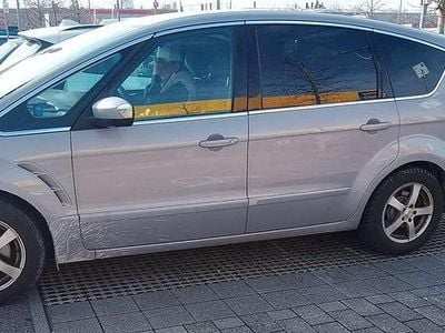 Gebraucht Ford S-MAX Titanium 175 PS (128 kW) 2011 Van / Kleinbus
