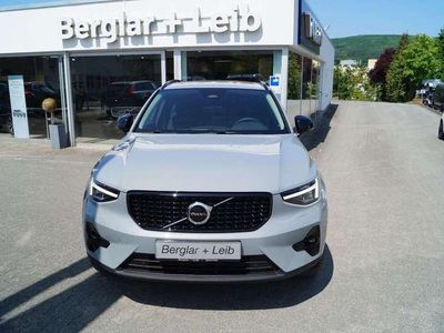 gebraucht Volvo XC40 B4 Benzin 2WD Plus Dark DKG/Panorama/Standh