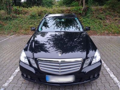 Mercedes E200
