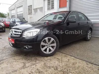 Gebraucht Mercedes C180 156 PS (114 kW) 2009 Schwarz Limousine