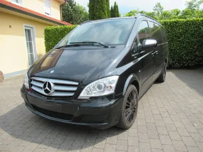 Gebraucht Mercedes Viano Avantgarde 224 PS (164 kW) 2013 Schwarz Van / Kleinbus