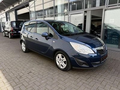 Usata Opel Meriva Design Edition 101 CV (74 kW) 2011 Blu Monovolume