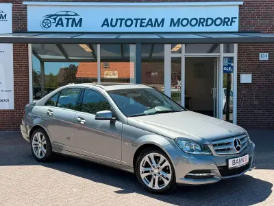 Gebraucht Mercedes C200 136 PS (100 kW) 2012 Silber Limousine