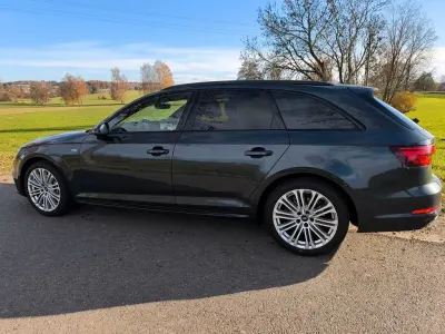 Gebraucht Audi A4 S-Line 190 PS (139 kW) 2020 Grau Limousine
