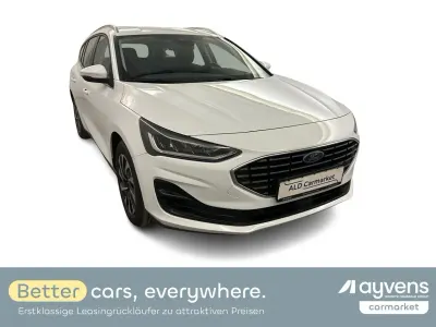 Gebraucht Ford Focus Titanium 125 PS (91 kW) 2023 Weiß Coupé