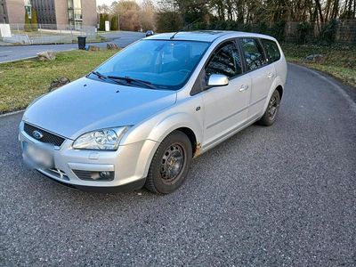 Gebraucht Ford Focus 109 PS (80 kW) 2007 Silber Kombi
