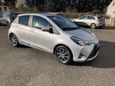 Gebraucht Toyota Yaris Club 72 PS (52 kW) 2019 Silber (metallic) Limousine