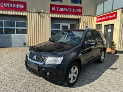 Gebraucht Suzuki Grand Vitara 129 PS (94 kW) 2012 Blau SUV