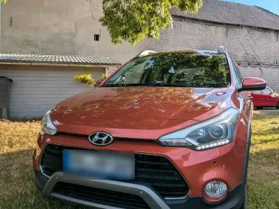 Gebraucht Hyundai i20 Active 90 PS (66 kW) 2016 Andere farben Kleinwagen