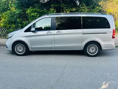Gebraucht Mercedes V220 163 PS (119 kW) 2019 Grau Van / Kleinbus