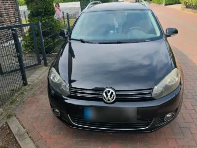 Gebraucht VW Golf VI 140 PS (102 kW) 2010 Schwarz Kleinwagen