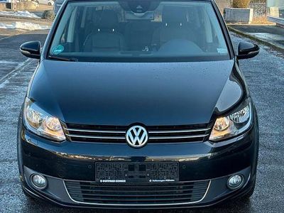 Gebraucht VW Touran Highline 140 PS (102 kW) 2015 Schwarz Van / Kleinbus