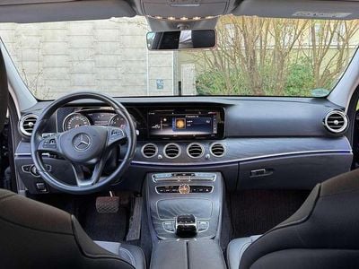 Gebraucht Mercedes E350 AMG line 211 PS (155 kW) 2018 Limousine