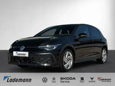 Gebraucht VW Golf VIII GTE 272 PS (200 kW) 2025 Grenadillschwarz Limousine