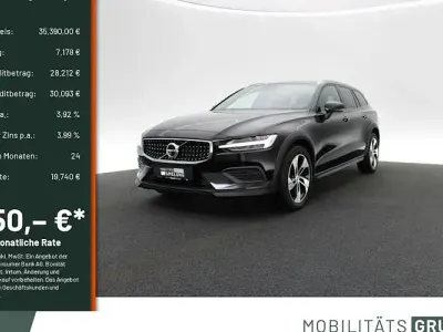 Usata Volvo V60 CC Plus 197 CV (144 kW) 2024 Nero Station wagon