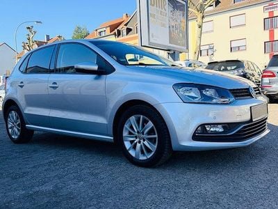 Usata VW Polo Comfortline 75 CV (55 kW) 2016 Argento Berlina