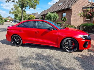 Gebraucht Audi RS3 Premium 400 PS (294 kW) 2023 Rot Limousine