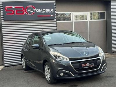 Gebraucht Peugeot 208 Active 68 PS (50 kW) 2017 Grau Kleinwagen