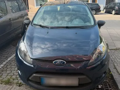 Używany Ford Fiesta 80 KM (58 kW) 2009 Niebieski Hatchback