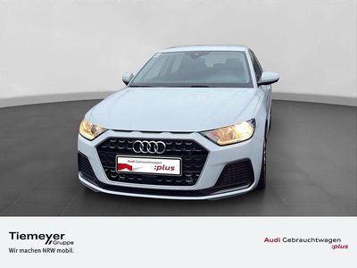 Weiß Gebraucht 2021 Audi A1 Sportback Advanced Kleinwagen | 19.980 € (Fairer Preis)