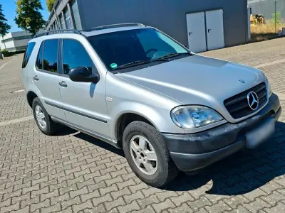 Gebraucht Mercedes ML320 218 PS (160 kW) 1998 SUV