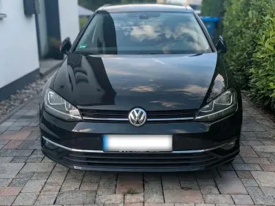 Gebraucht VW Golf VII 110 PS (80 kW) 2017 Schwarz Limousine