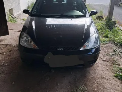 Usata Ford Focus 101 CV (74 kW) 2003 Nero Station wagon