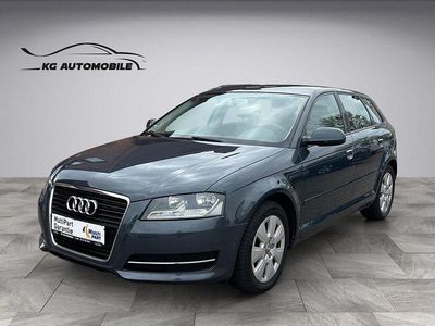 Gebraucht Audi A3 Attraction 105 PS (77 kW) 2012 Grau Kleinwagen
