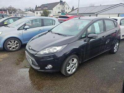 Gebraucht Ford Fiesta Trend 60 PS (44 kW) 2012 Pantherschwarz metallic Kleinwagen