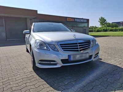 Mercedes E300