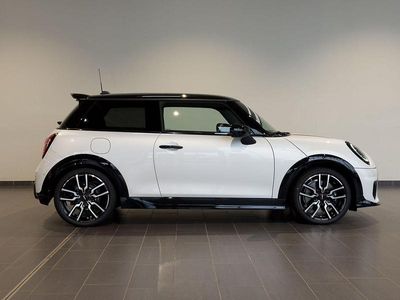 Weiß Gebraucht 2025 Mini John Cooper Works Kleinwagen | 34.900 € (Fairer Preis)