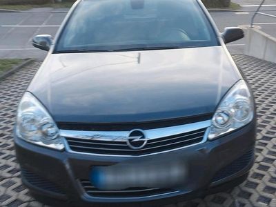 Gebraucht Opel Astra 116 PS (85 kW) 2009 Grau Kombi