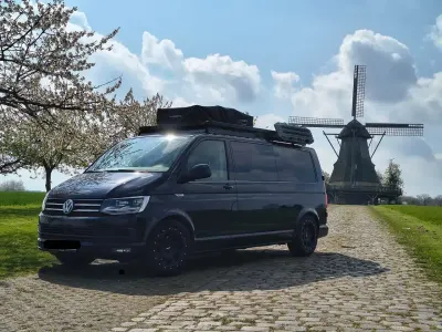 Gebraucht VW T6 Trendline 150 PS (110 kW) 2015 Schwarz Van