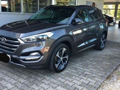 gebraucht Hyundai Tucson 2.0 CRDi 136kW Premium 4WD Automatik ...