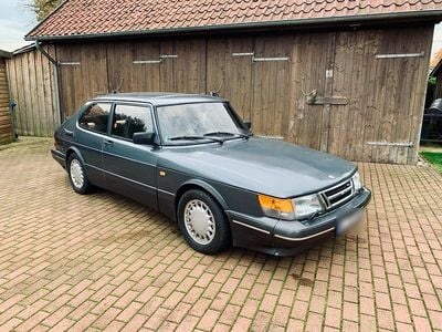 Second-hand Saab 900 Aero 160 CP (117 kW) 1988 Gri Coupe