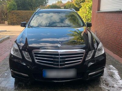 Gebraucht Mercedes E350 272 PS (200 kW) 2010 Schwarz Kombi