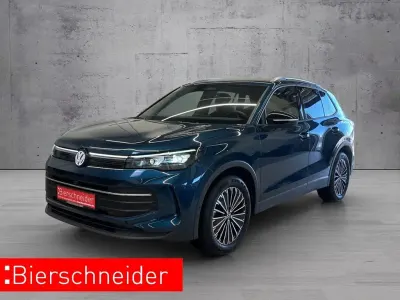 Gebraucht VW Tiguan Goal 150 PS (110 kW) 2025 Blau SUV