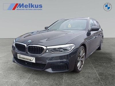 Grau Gebraucht 2019 BMW 530 M Sport Kombi | 32.970 € (Fairer Preis)