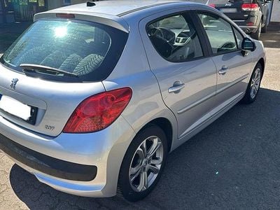 Usata Peugeot 207 120 CV (88 kW) 2008 Argento Berlina