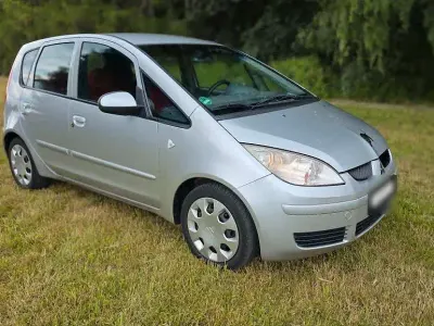 Gebraucht Mitsubishi Colt 95 PS (69 kW) 2005 Silber Kleinwagen