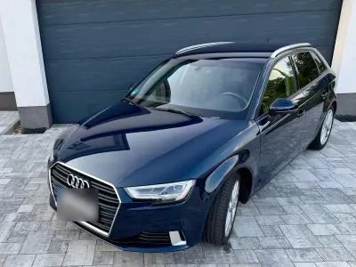 Gebraucht Audi A3 Sport 150 PS (110 kW) 2019 Blau Limousine